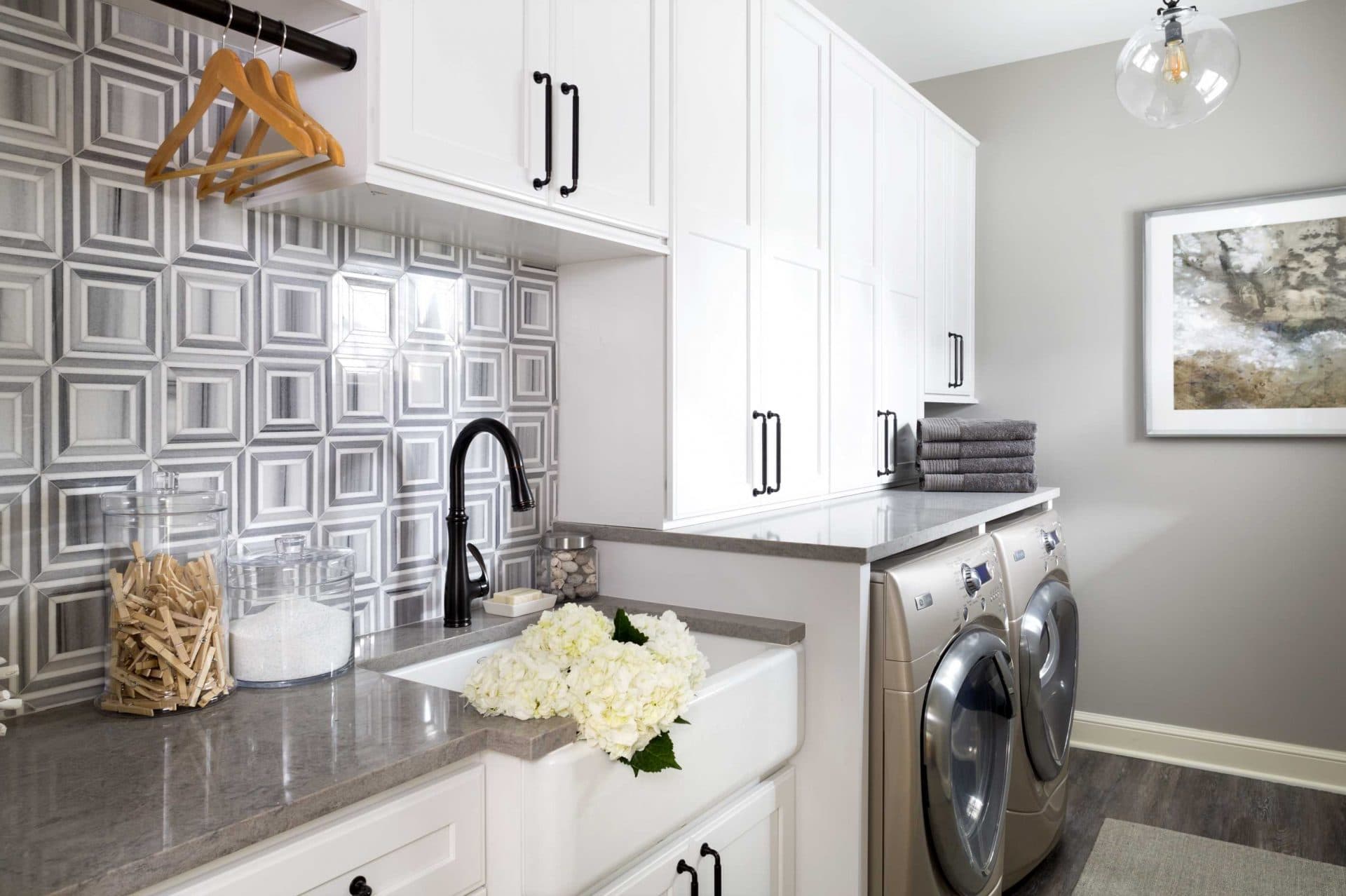 Laundry Room Drop Zone Ideas - Case Design